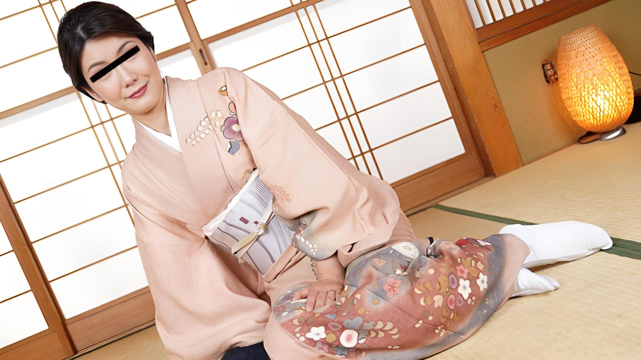 人妻抚子调教 ～喜欢调教的和服美女～前田堇}